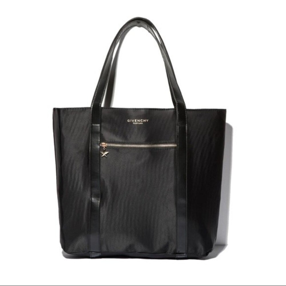 Givenchy Large Star Charm Tote Black
